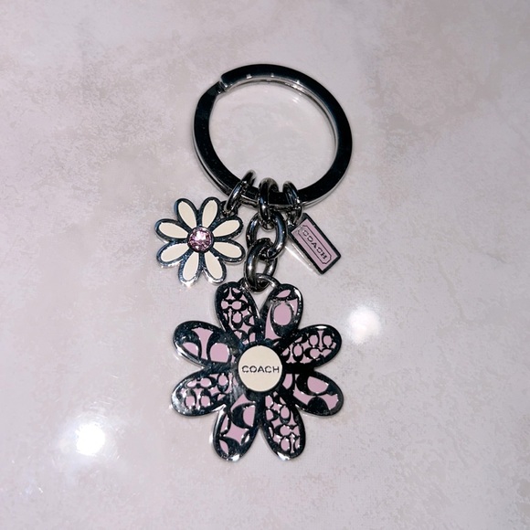 Coach Accessories - Fabulous Coach Retired Floral Key-ring Bag Charm in Silver Metal